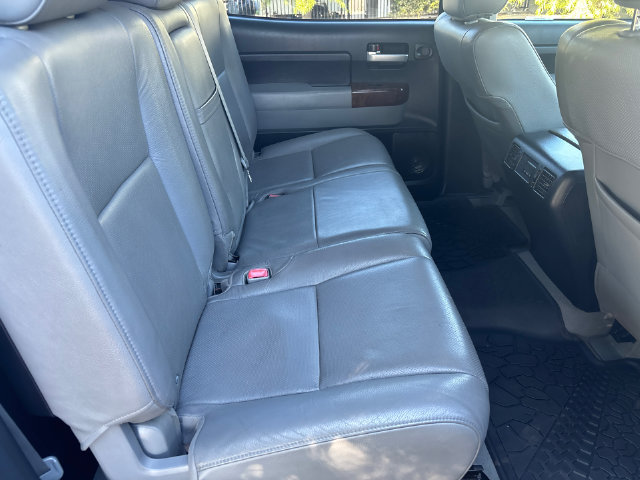 Used 2011 Toyota Tundra Limited w/ Platinum Pkg AWD/4WD image 19