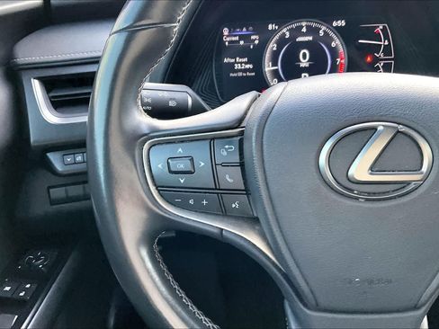 Used 2021 Lexus UX 200 FWD image 24