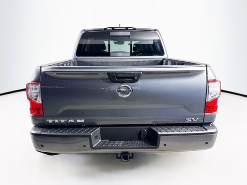 Used 2022 Nissan Titan SV w/ Accessory Utility Package image 28