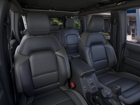 New 2026 Ford Bronco Outer Banks w/ Sasquatch Package AWD/4WD image 11