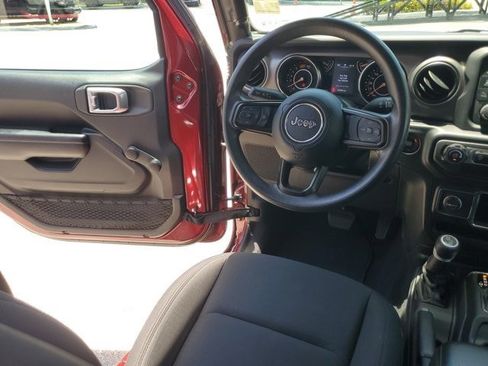 Used 2021 Jeep Wrangler Unlimited Sport AWD/4WD image 13