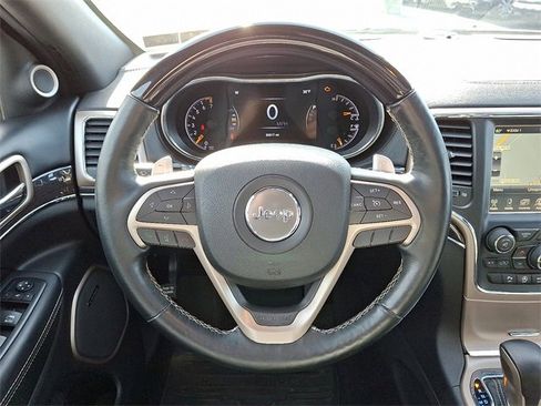 Used 2017 Jeep Grand Cherokee Overland image 21