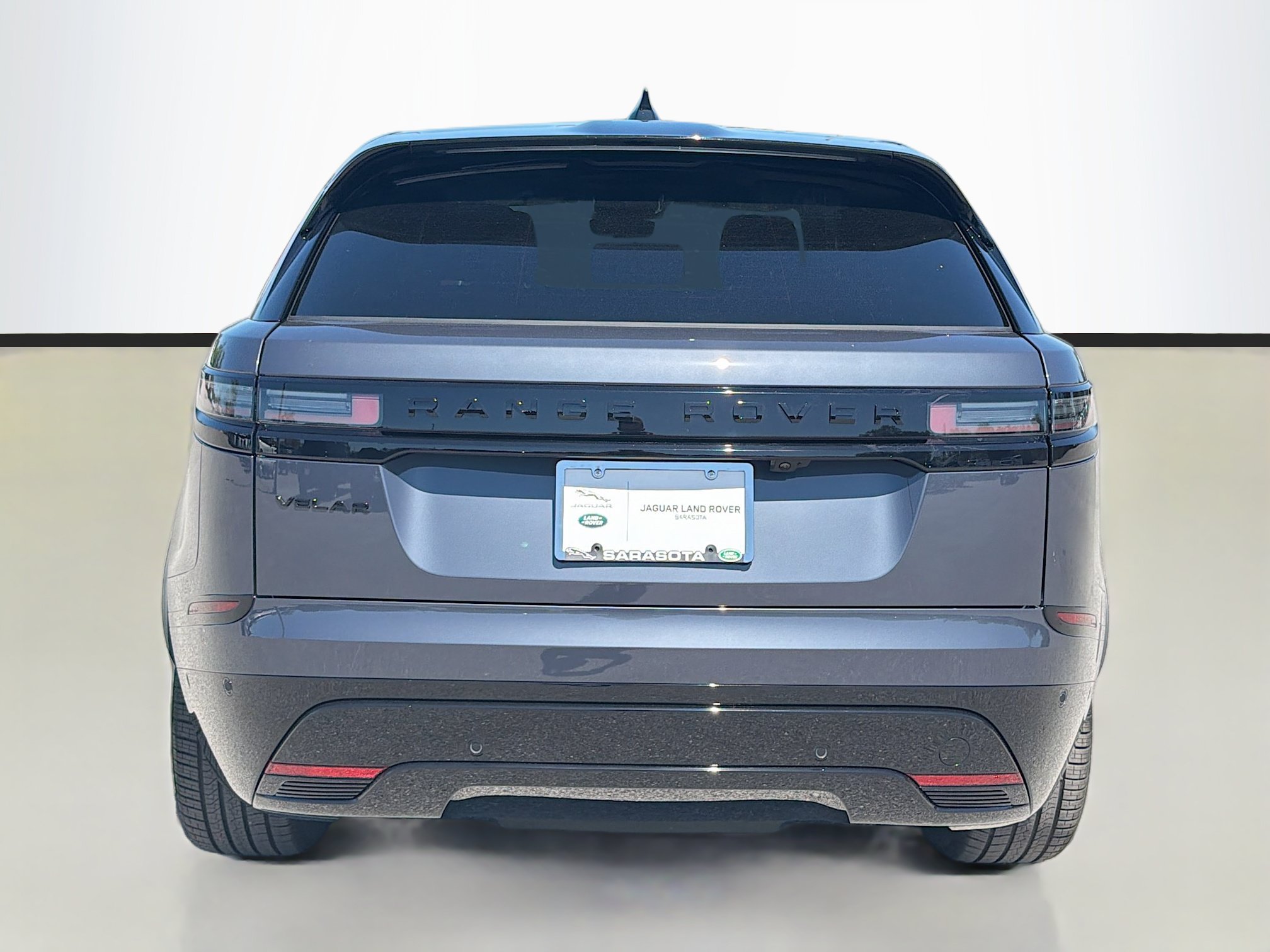 New 2026 Land Rover Range Rover Velar Dynamic SE AWD/4WD image 4