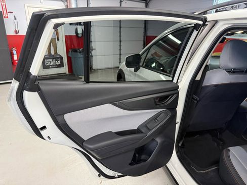 Used 2018 Subaru Crosstrek 2.0i Premium image 30