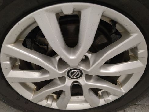 Used 2020 Nissan Rogue SV AWD/4WD image 31