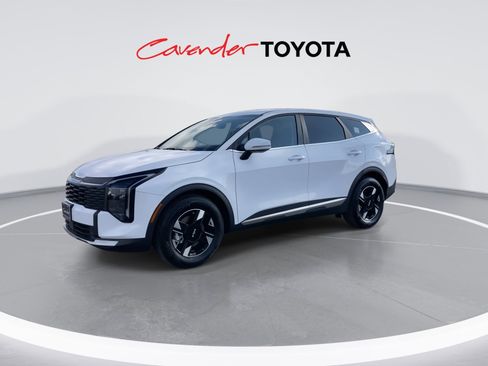 Used 2026 Kia Sportage LX w/ LX Convenience Package image 4