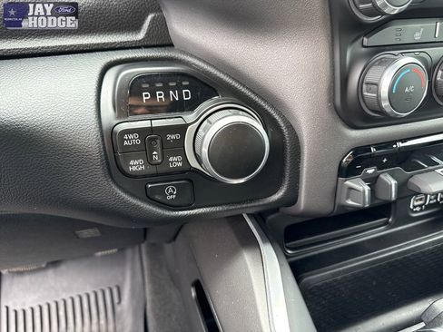 Used 2022 RAM 1500 Big Horn AWD/4WD image 32