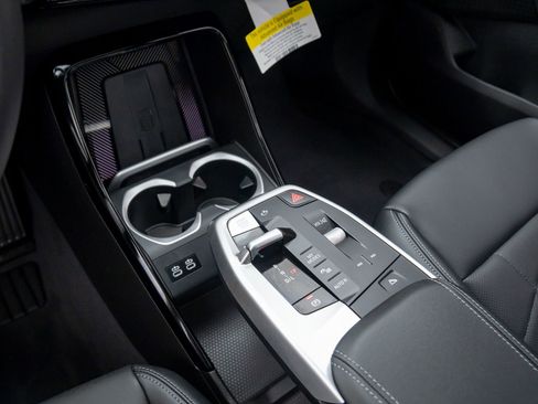 Used 2025 BMW X1 xDrive28i w/ Technology Package image 12