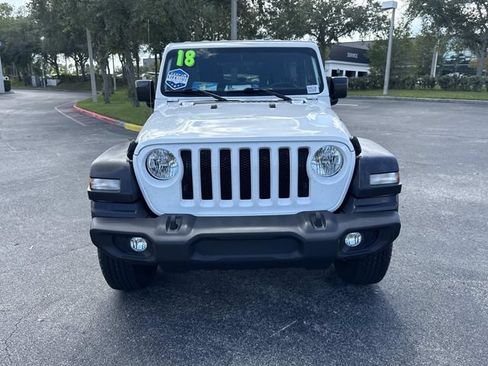 Used 2018 Jeep Wrangler Unlimited Sport S AWD/4WD image 9