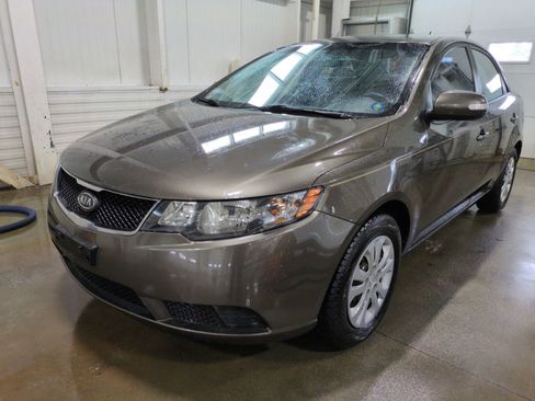 Used 2010 Kia Forte EX FWD image 1