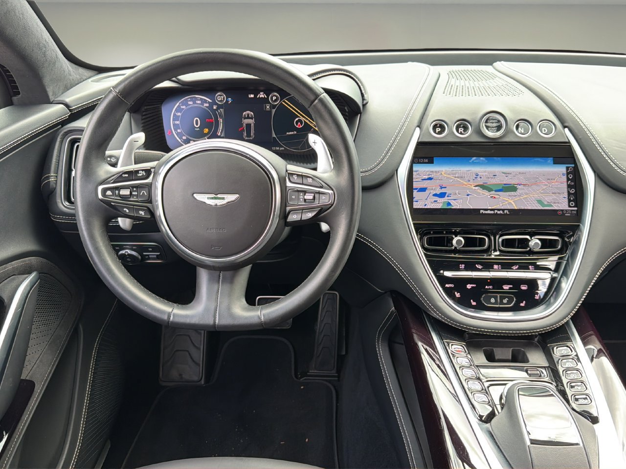 Used 2024 Aston Martin DBX AWD/4WD image 15