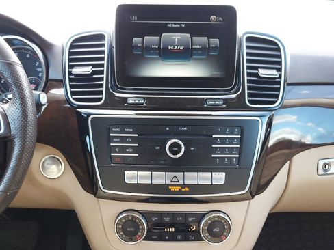 Used 2018 Mercedes-Benz GLE 350 4MATIC image 13