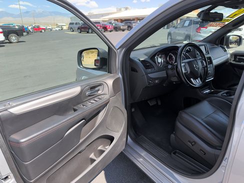 Used 2019 Dodge Grand Caravan GT FWD image 10