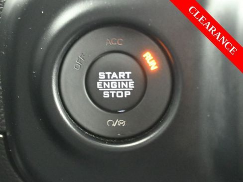 Used 2023 Jeep Gladiator Willys image 24