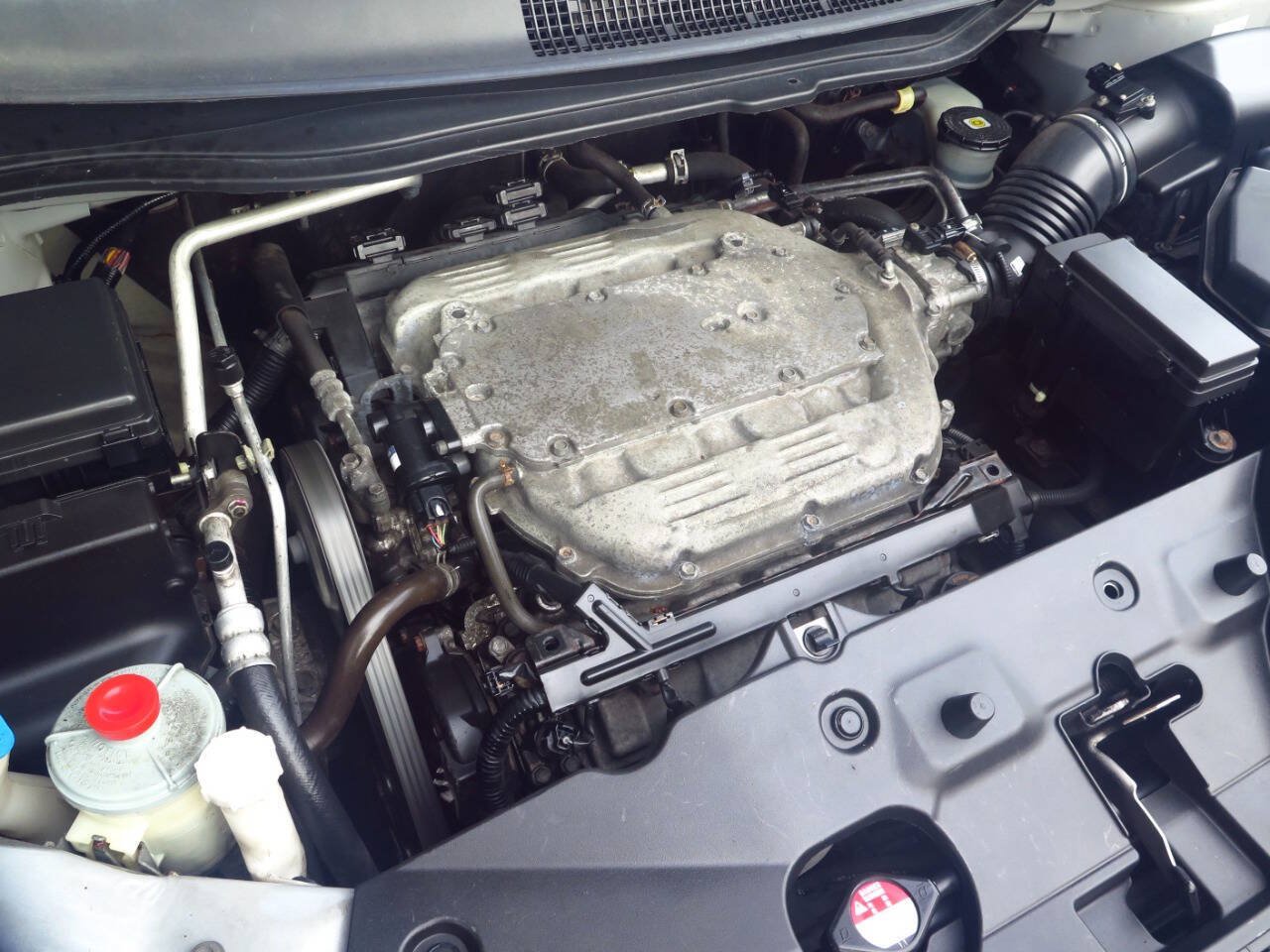 Used 2011 Honda Odyssey EX image 25
