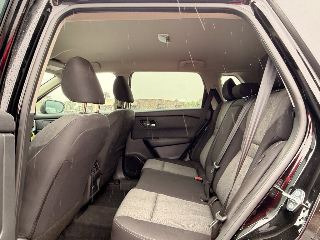 Used 2025 Ford Explorer Active RWD image 33