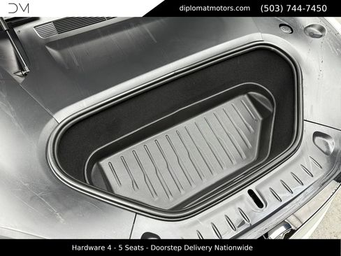 Used 2024 Tesla Model S image 44