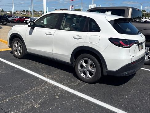 Used 2025 Honda HR-V LX image 4