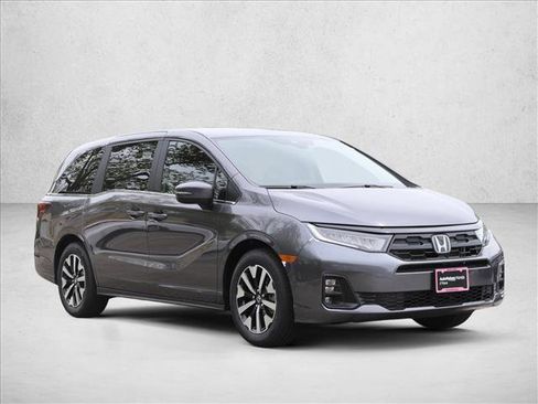 New 2026 Honda Odyssey EX-L image 3