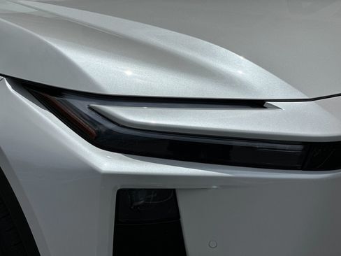 New 2026 Toyota C-HR AWD/4WD image 30