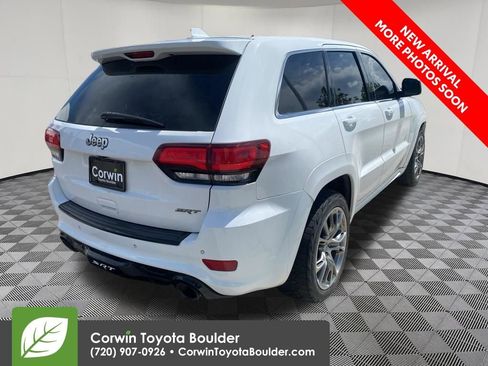Used 2014 Jeep Grand Cherokee SRT8 w/ Luxury Group II AWD/4WD image 7