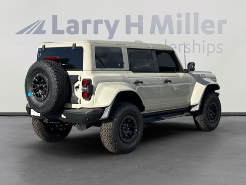 New 2025 Ford Bronco Raptor w/ Interior Carbon Fiber Pack AWD/4WD image 5