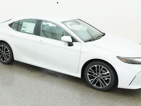 New 2026 Toyota Camry XLE FWD image 12