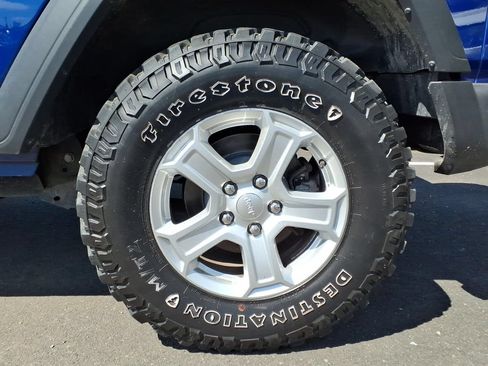 Used 2019 Jeep Wrangler Sport AWD/4WD image 22