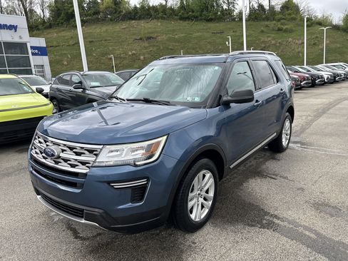 Used 2018 Ford Explorer XLT AWD/4WD image 21