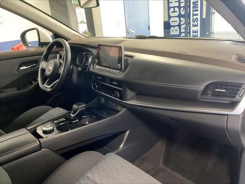 Used 2023 Nissan Rogue SV AWD/4WD image 14