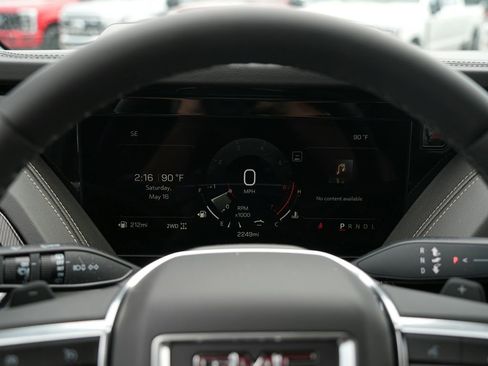 Used 2026 GMC Yukon Elevation AWD/4WD image 12