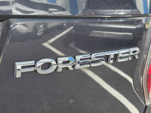 Used 2016 Subaru Forester 2.5i w/ Alloy Wheel Package AWD/4WD image 12