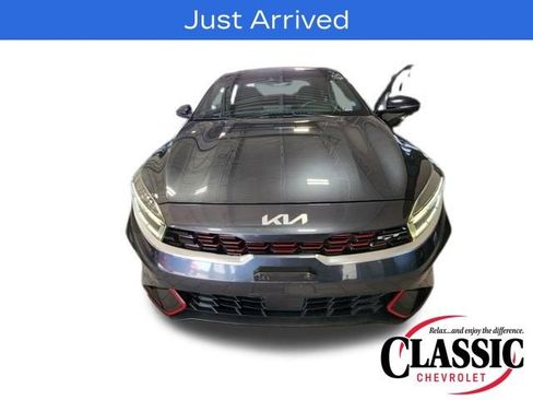 Used 2023 Kia Forte GT image 3