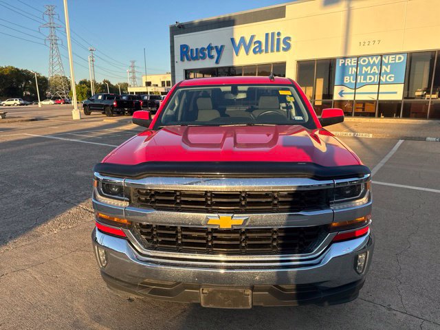 Used 2018 Chevrolet Silverado 1500 LT w/ Texas Edition RWD image 5