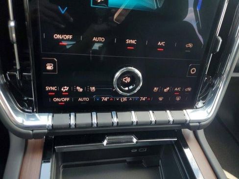 New 2026 GMC Yukon XL Denali w/ Advanced Technology Package image 25