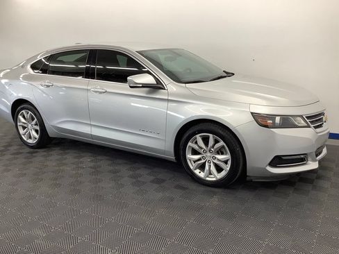 Used 2019 Chevrolet Impala LT FWD image 24