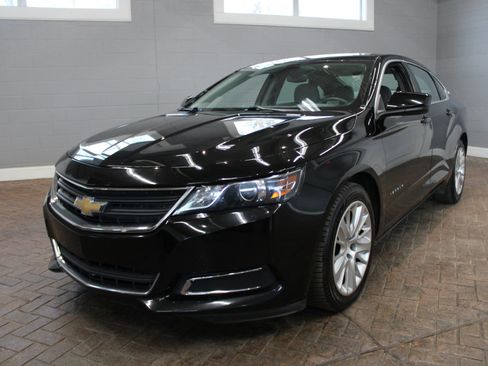Used 2019 Chevrolet Impala LS image 3