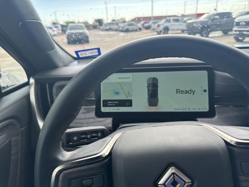 Used 2022 Rivian R1T Adventure AWD/4WD image 12