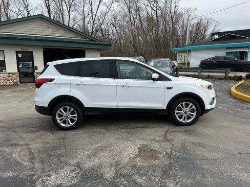 Used 2019 Ford Escape SE AWD/4WD image 6