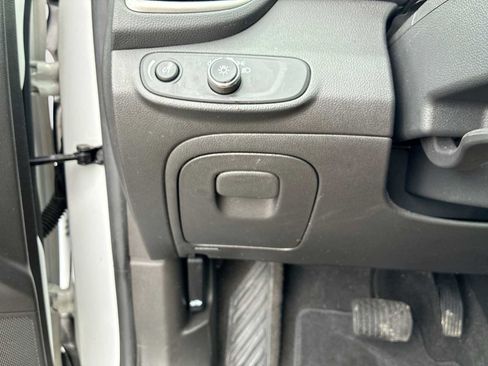 Certified 2020 Chevrolet Trax LS w/ Tint and Cruise Package image 17