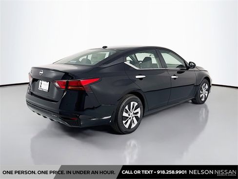 New 2025 Nissan Altima 2.5 S image 5