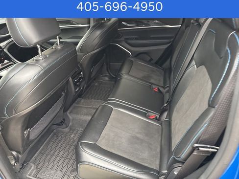 Used 2022 Jeep Grand Cherokee Trailhawk w/ Luxury Tech Group III image 16