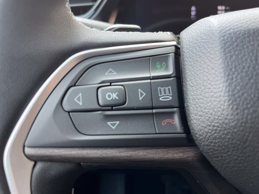 New 2026 Jeep Grand Cherokee Altitude AWD/4WD image 25