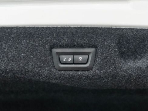 Used 2026 BMW 530i xDrive AWD/4WD image 34