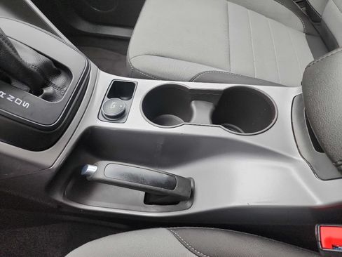 Used 2016 Ford Escape SE FWD image 23