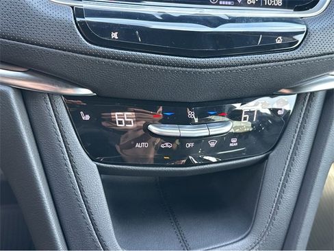 New 2025 Cadillac XT5 Luxury image 24