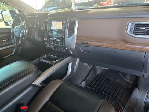 Used 2016 Nissan Titan Platinum Reserve image 22