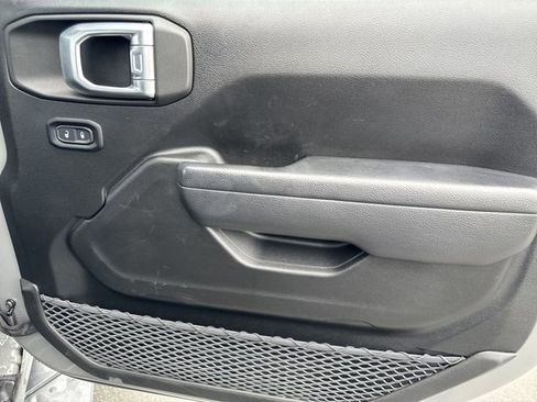 Used 2022 Jeep Gladiator Sport AWD/4WD image 27
