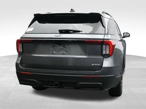 New 2026 Ford Explorer ST-Line image 10