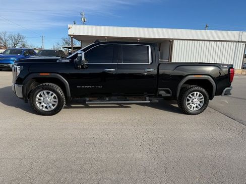 Used 2024 GMC Sierra 2500 SLT w/ Texas SLT Premium Package image 3